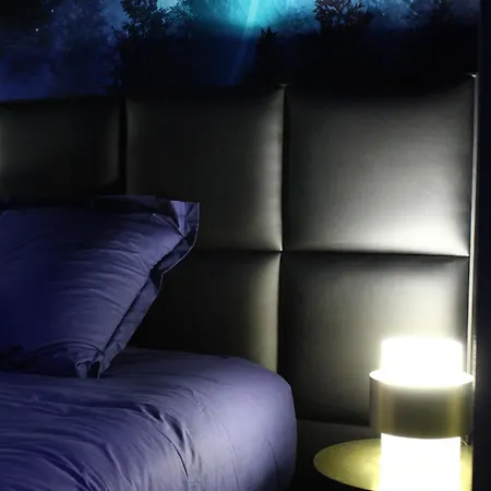 Romantiskt hotell 21 Lunes - Sejour Magique & Jeu Immersif Pour Deux *